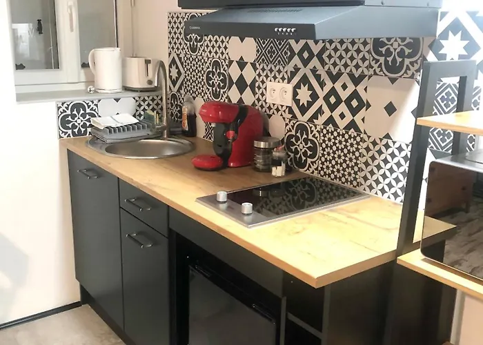 Sainte Cécile 9 - Pop Entre Sol *